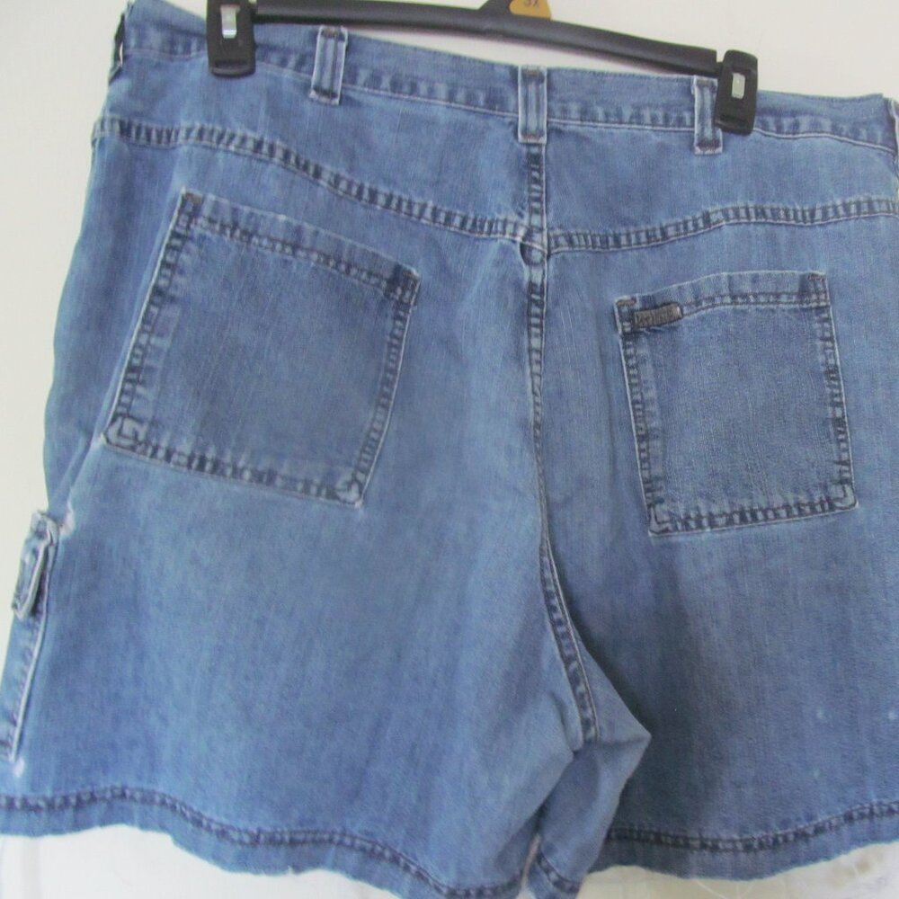Lee Rivited Jeans Shorts Size 22 - Picture 2 of 2